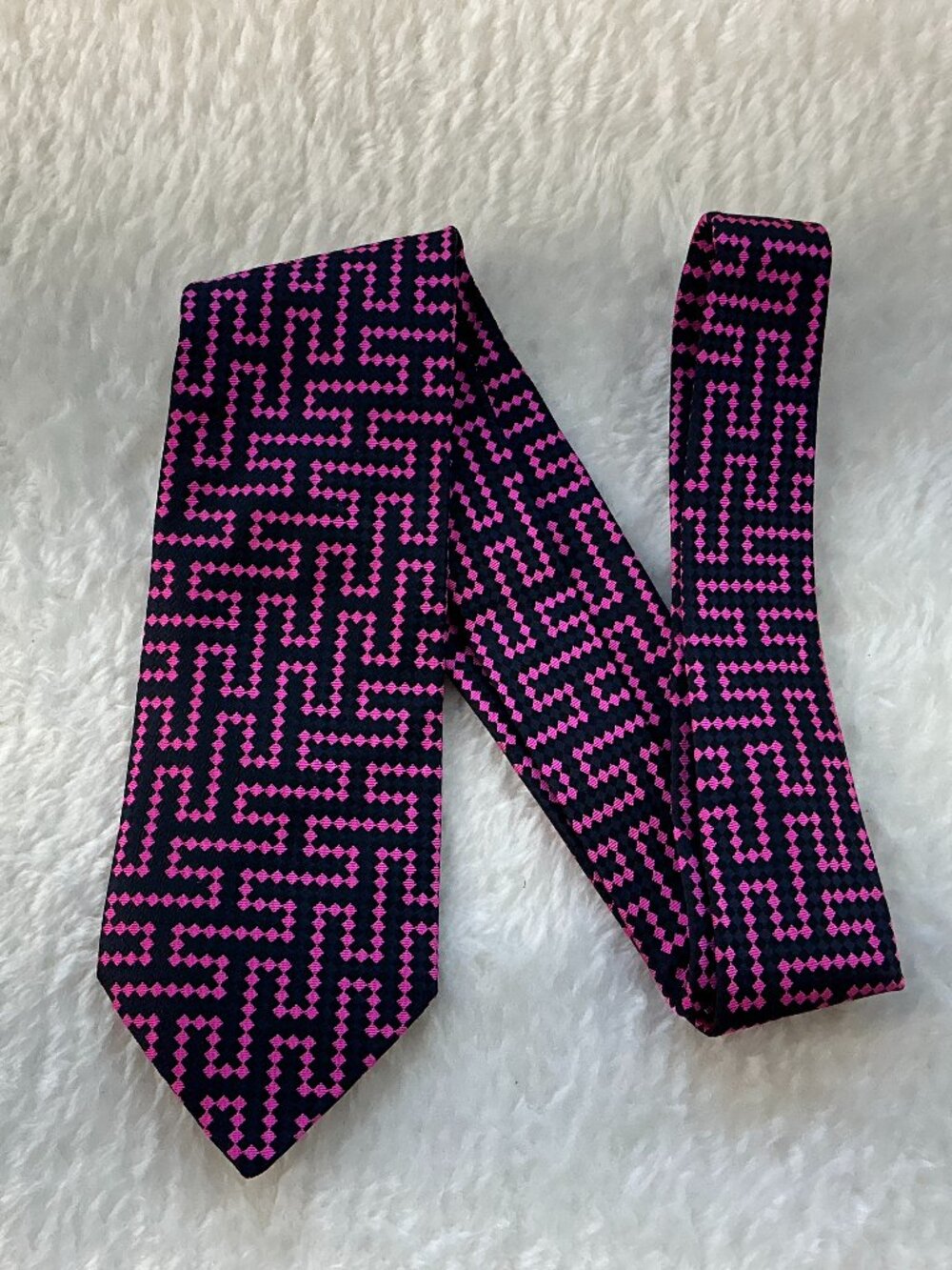 Hermès Paris Pink Black Silk Tie Geometric Pattern